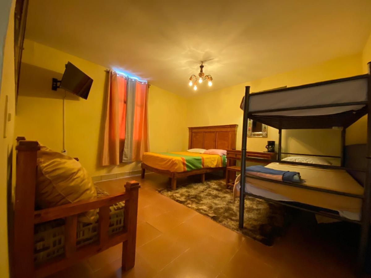 Departamentos Suites Centro Гуанахуато Экстерьер фото